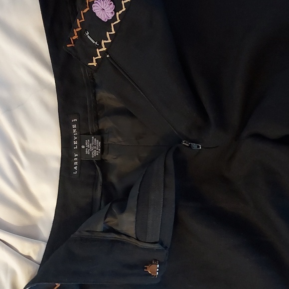 Larry Levine Women's Capris Pants Linen Blend Black Embroidery Waist Siz… - Picture 10 of 12